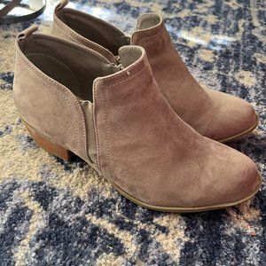 Torrid 10.5 W Beige Boots
